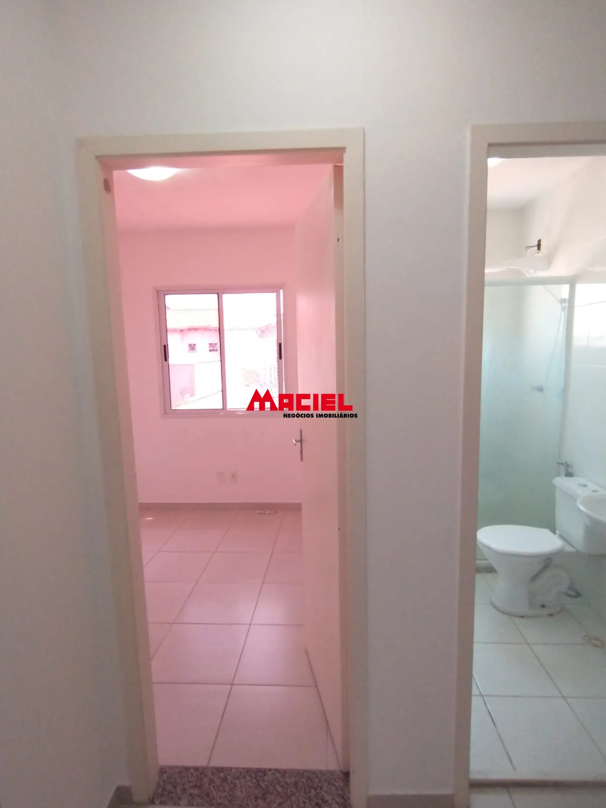 Alugar Casa / Condom&iacute;nio em S&atilde;o Jos&eacute; dos Campos R$ 2.300,00 - Foto 42