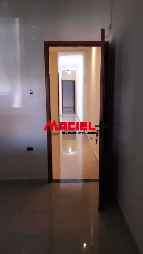 Comprar Casa / Padr&atilde;o em S&atilde;o Jos&eacute; dos Campos R$ 470.000,00 - Foto 4