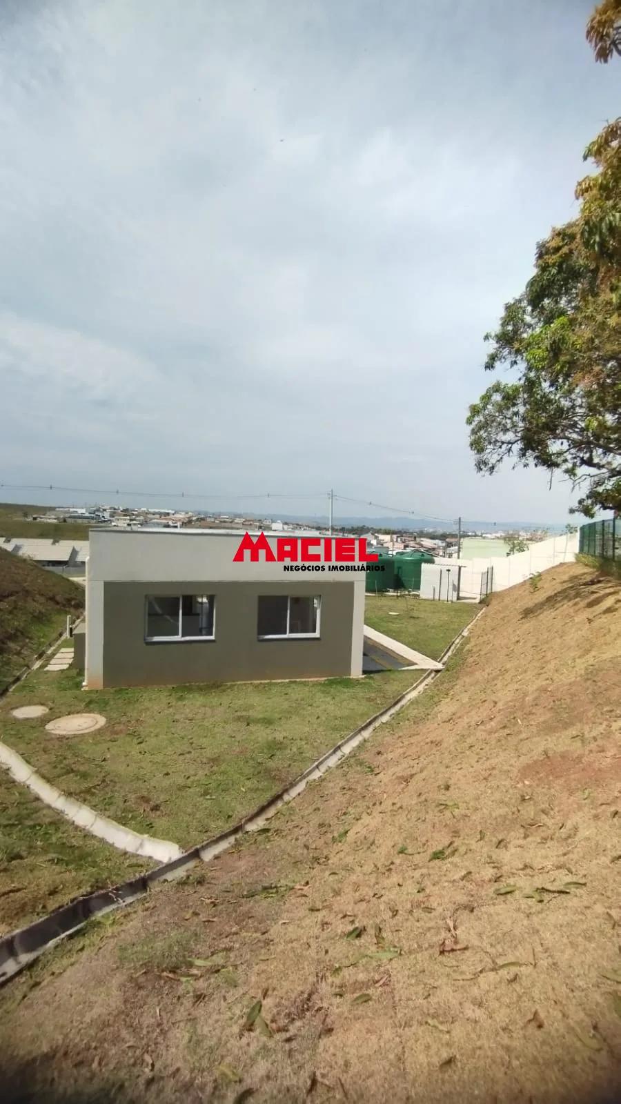 Alugar Casa / Condom&iacute;nio em Ca&ccedil;apava R$ 1.350,00 - Foto 3