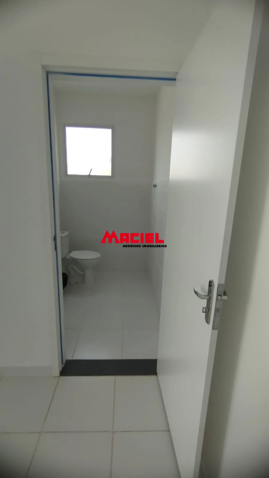 Alugar Casa / Condom&iacute;nio em Ca&ccedil;apava R$ 1.350,00 - Foto 8