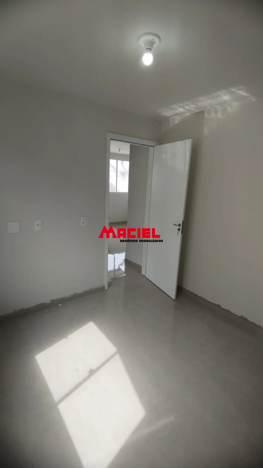 Alugar Casa / Condom&iacute;nio em Ca&ccedil;apava R$ 1.350,00 - Foto 13