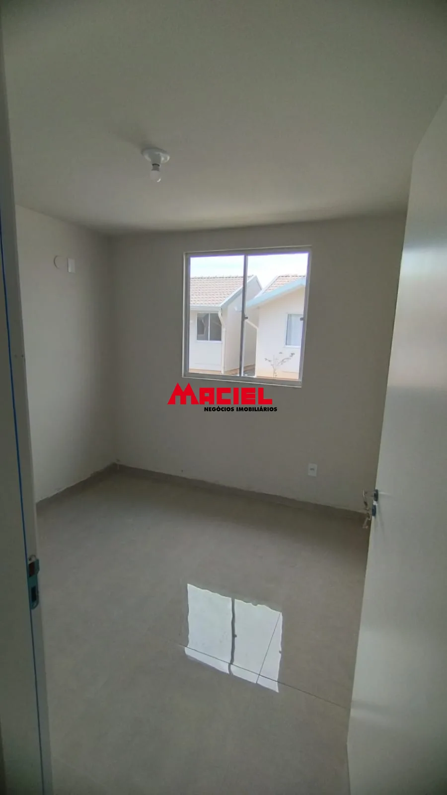Alugar Casa / Condom&iacute;nio em Ca&ccedil;apava R$ 1.350,00 - Foto 14