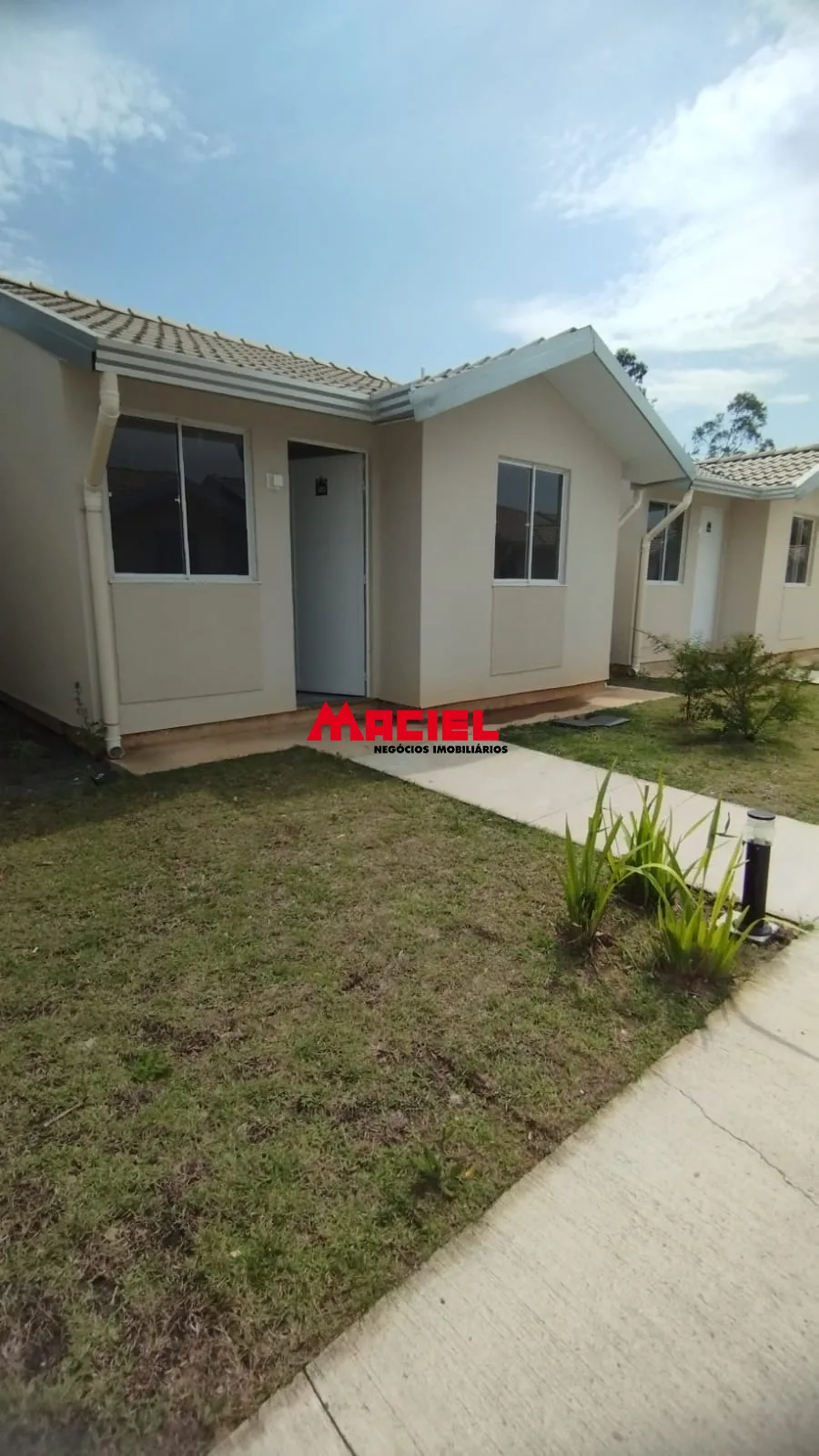 Alugar Casa / Condom&iacute;nio em Ca&ccedil;apava R$ 1.350,00 - Foto 17