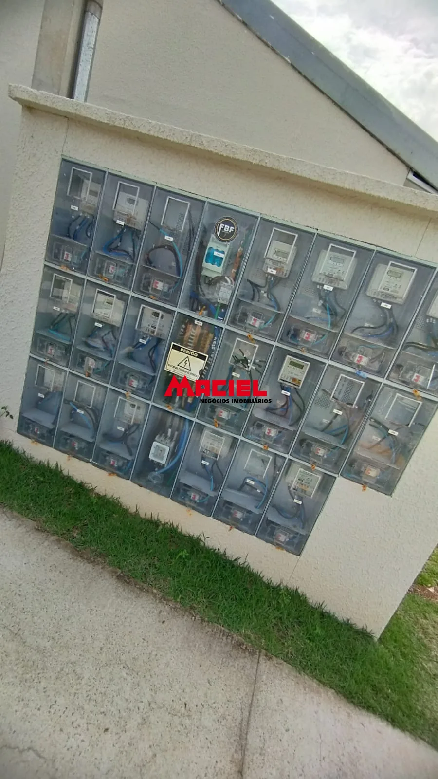 Alugar Casa / Condom&iacute;nio em Ca&ccedil;apava R$ 1.350,00 - Foto 29
