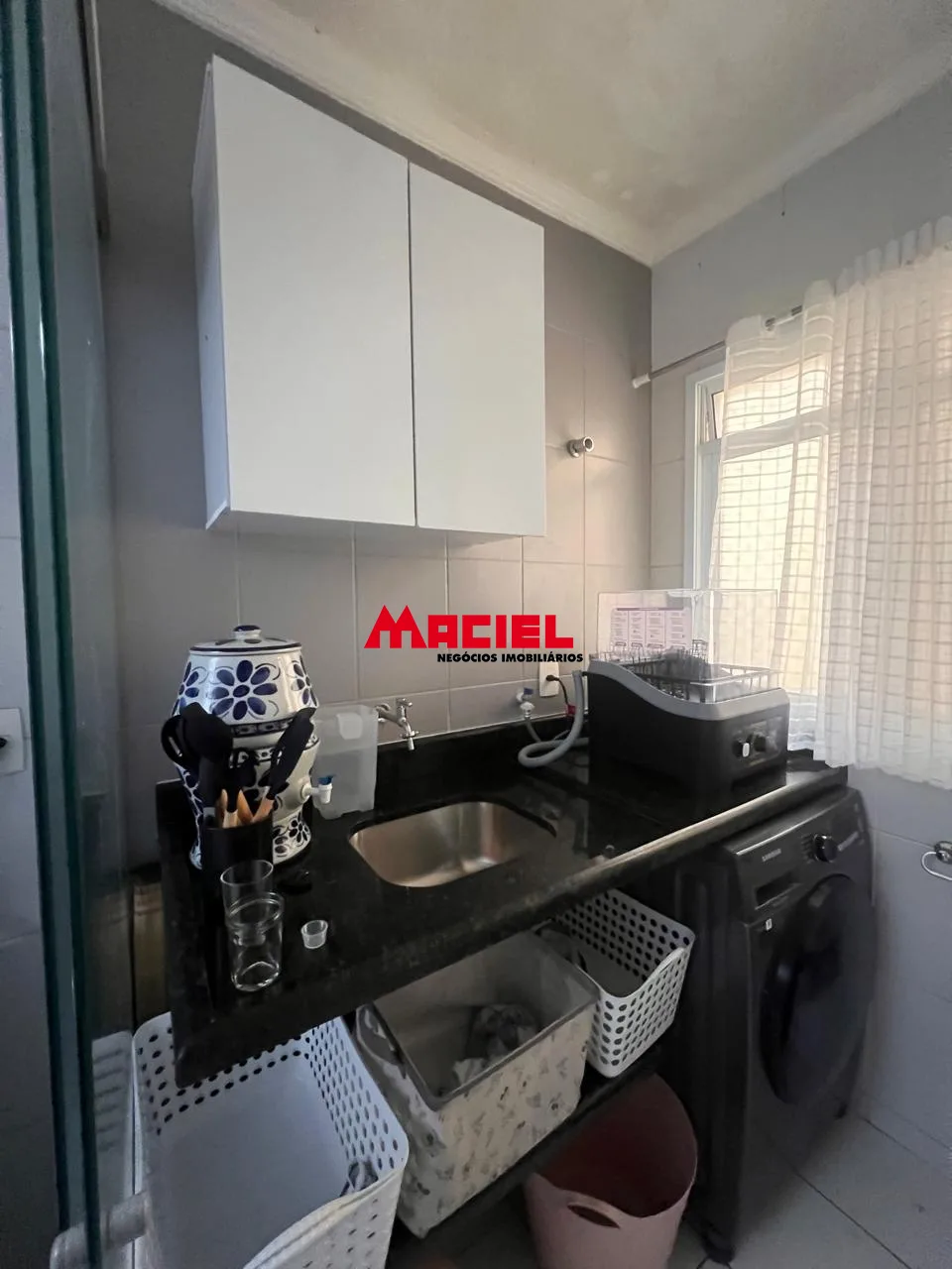 Alugar Apartamento / Padr&atilde;o em S&atilde;o Jos&eacute; dos Campos R$ 2.550,00 - Foto 7