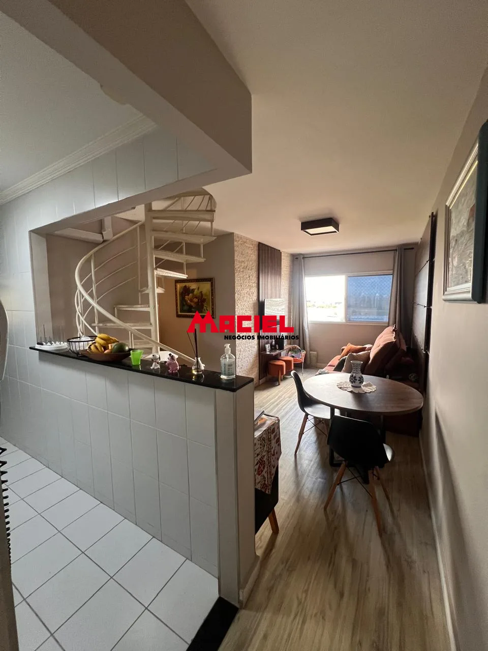 Alugar Apartamento / Padr&atilde;o em S&atilde;o Jos&eacute; dos Campos R$ 2.550,00 - Foto 1
