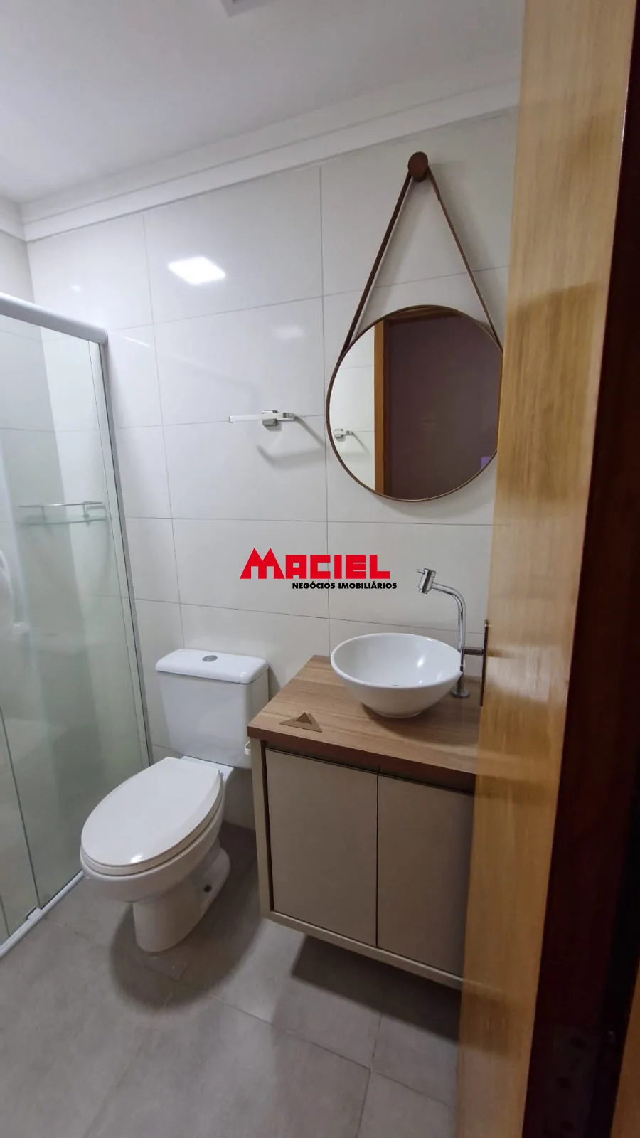 Alugar Apartamento / Padr&atilde;o em S&atilde;o Jos&eacute; dos Campos R$ 3.200,00 - Foto 10