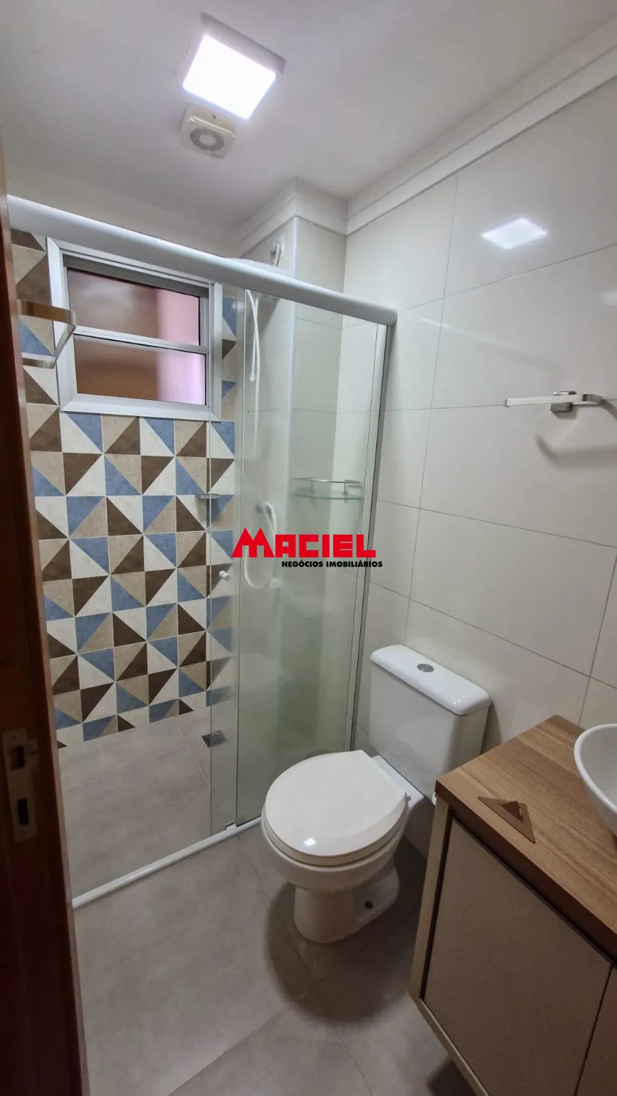 Alugar Apartamento / Padr&atilde;o em S&atilde;o Jos&eacute; dos Campos R$ 3.200,00 - Foto 14