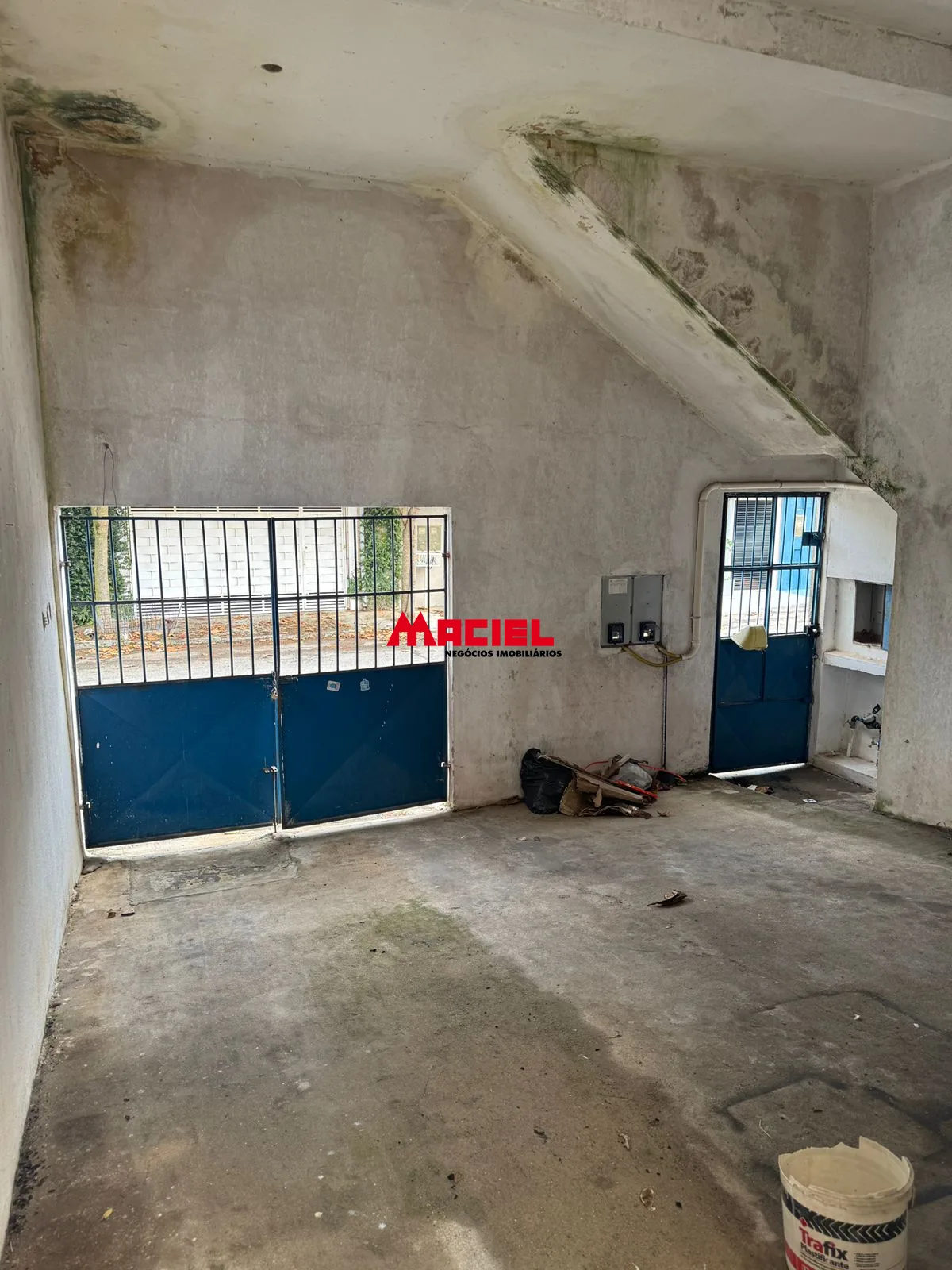 Alugar Casa / Padr&atilde;o em S&atilde;o Jos&eacute; dos Campos R$ 1.600,00 - Foto 1