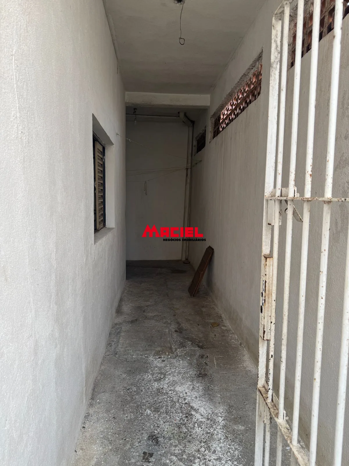 Alugar Casa / Padr&atilde;o em S&atilde;o Jos&eacute; dos Campos R$ 1.600,00 - Foto 3