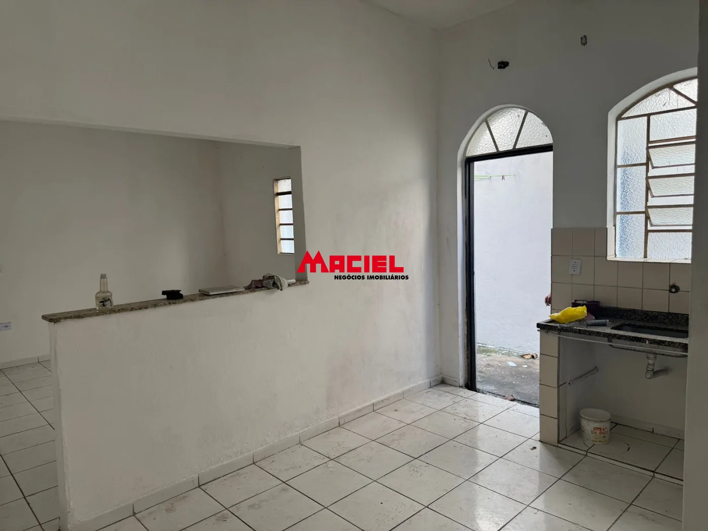 Alugar Casa / Padr&atilde;o em S&atilde;o Jos&eacute; dos Campos R$ 1.600,00 - Foto 14