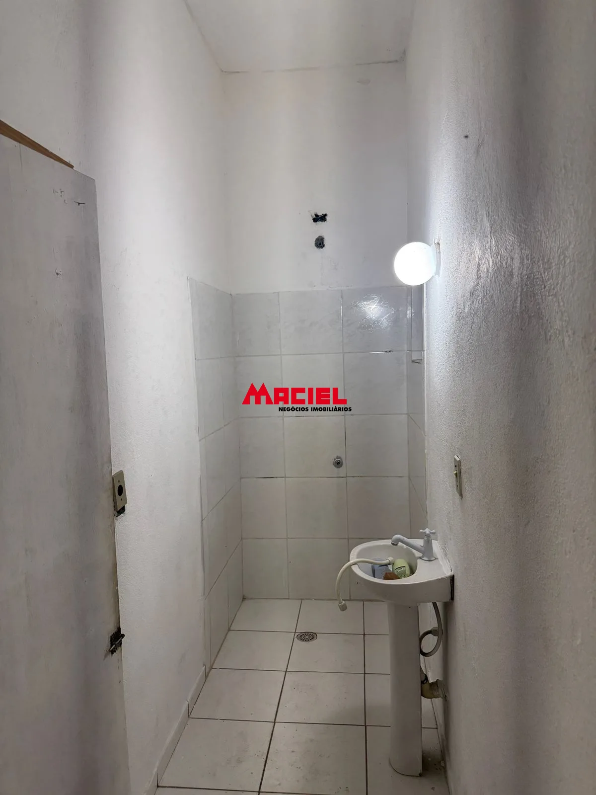 Alugar Casa / Padr&atilde;o em S&atilde;o Jos&eacute; dos Campos R$ 1.600,00 - Foto 15