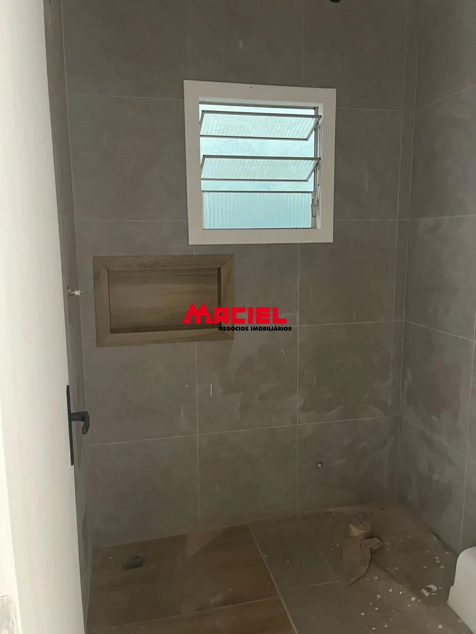 Comprar Casa / Padr&atilde;o em S&atilde;o Jos&eacute; dos Campos R$ 383.000,00 - Foto 3