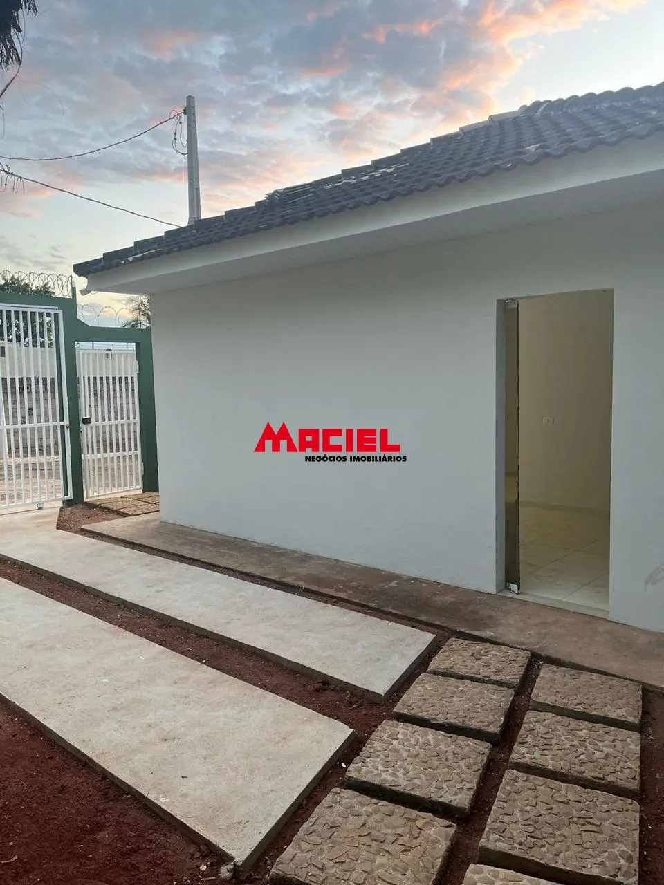 Comprar Casa / Padr&atilde;o em S&atilde;o Jos&eacute; dos Campos R$ 383.000,00 - Foto 9