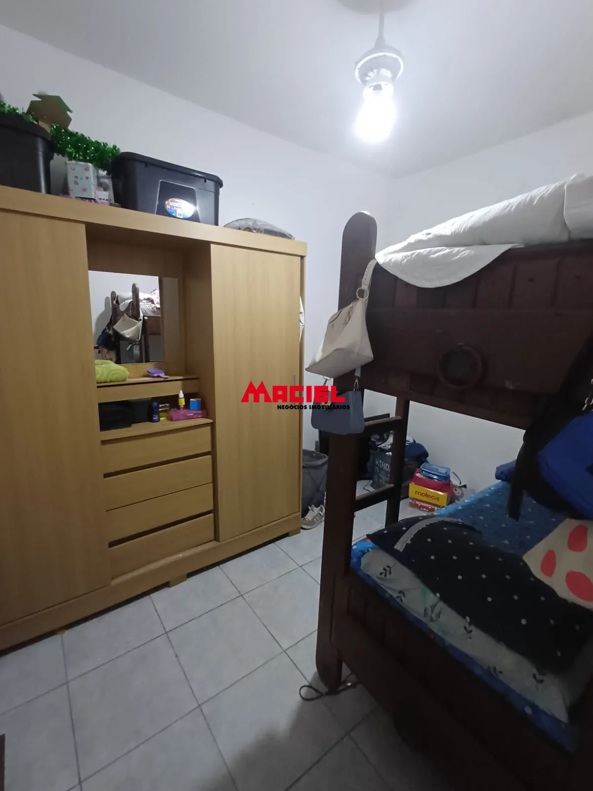 Comprar Casa / Padr&atilde;o em S&atilde;o Jos&eacute; dos Campos R$ 380.000,00 - Foto 3