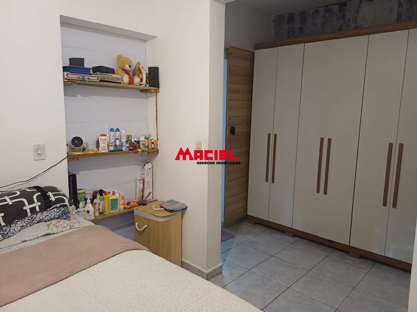 Comprar Casa / Padr&atilde;o em S&atilde;o Jos&eacute; dos Campos R$ 380.000,00 - Foto 4