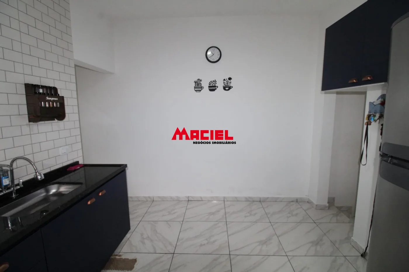 Alugar Casa / Padr&atilde;o em S&atilde;o Jos&eacute; dos Campos R$ 3.900,00 - Foto 8