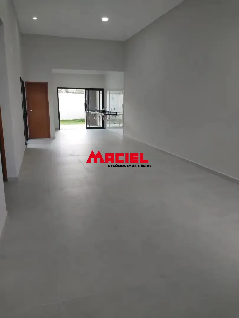 Comprar Casa / Padr&atilde;o em S&atilde;o Jos&eacute; dos Campos R$ 870.000,00 - Foto 1