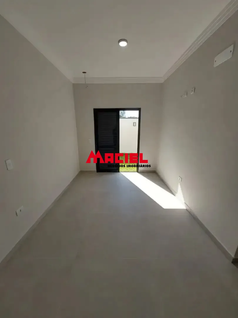 Comprar Casa / Padr&atilde;o em S&atilde;o Jos&eacute; dos Campos R$ 870.000,00 - Foto 4