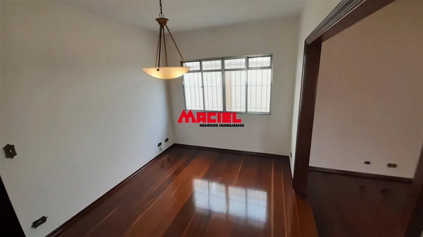 Comprar Casa / Padr&atilde;o em S&atilde;o Jos&eacute; dos Campos R$ 850.000,00 - Foto 7