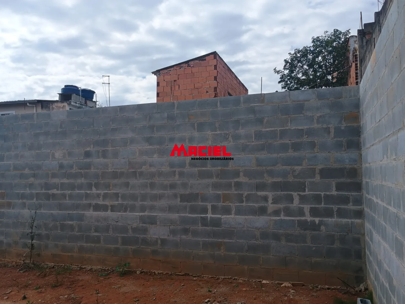 Comprar Terreno / Padr&atilde;o em S&atilde;o Jos&eacute; dos Campos R$ 150.000,00 - Foto 1