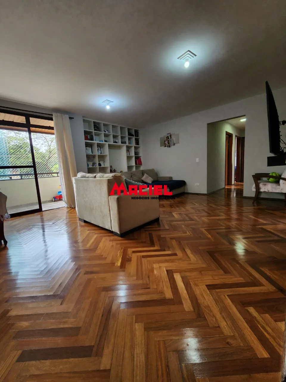 Comprar Apartamento / Padr&atilde;o em S&atilde;o Jos&eacute; dos Campos R$ 690.000,00 - Foto 14