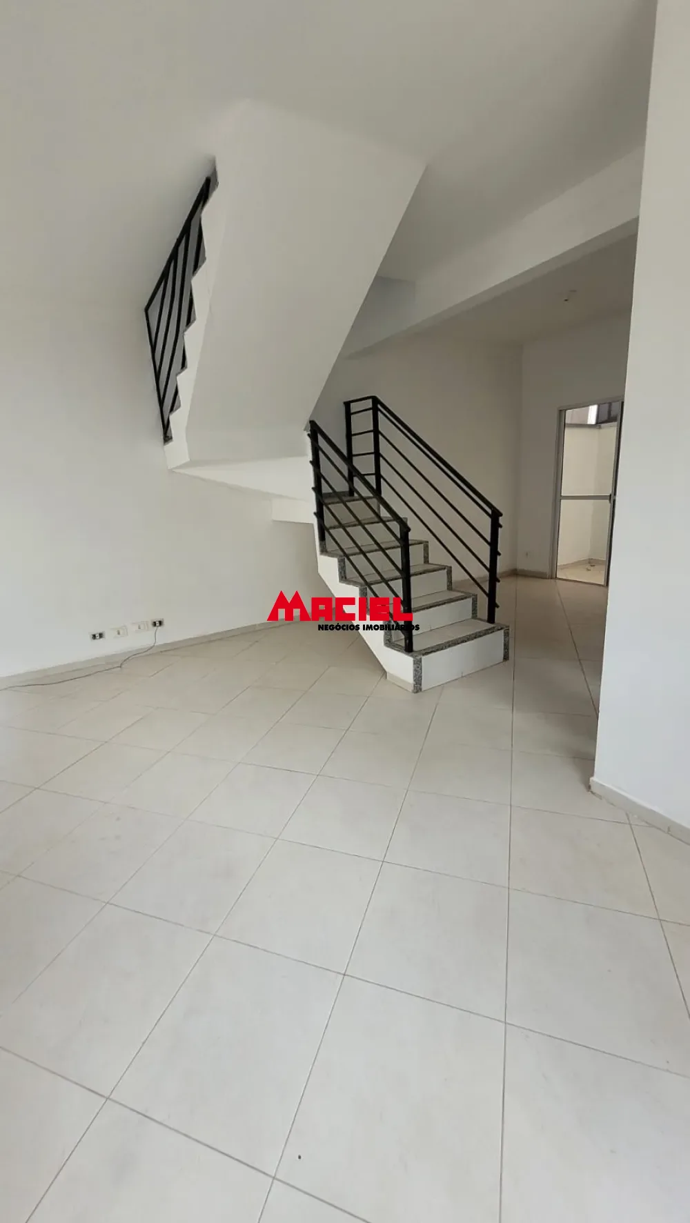 Comprar Casa / Sobrado em S&atilde;o Jos&eacute; dos Campos R$ 450.000,00 - Foto 3