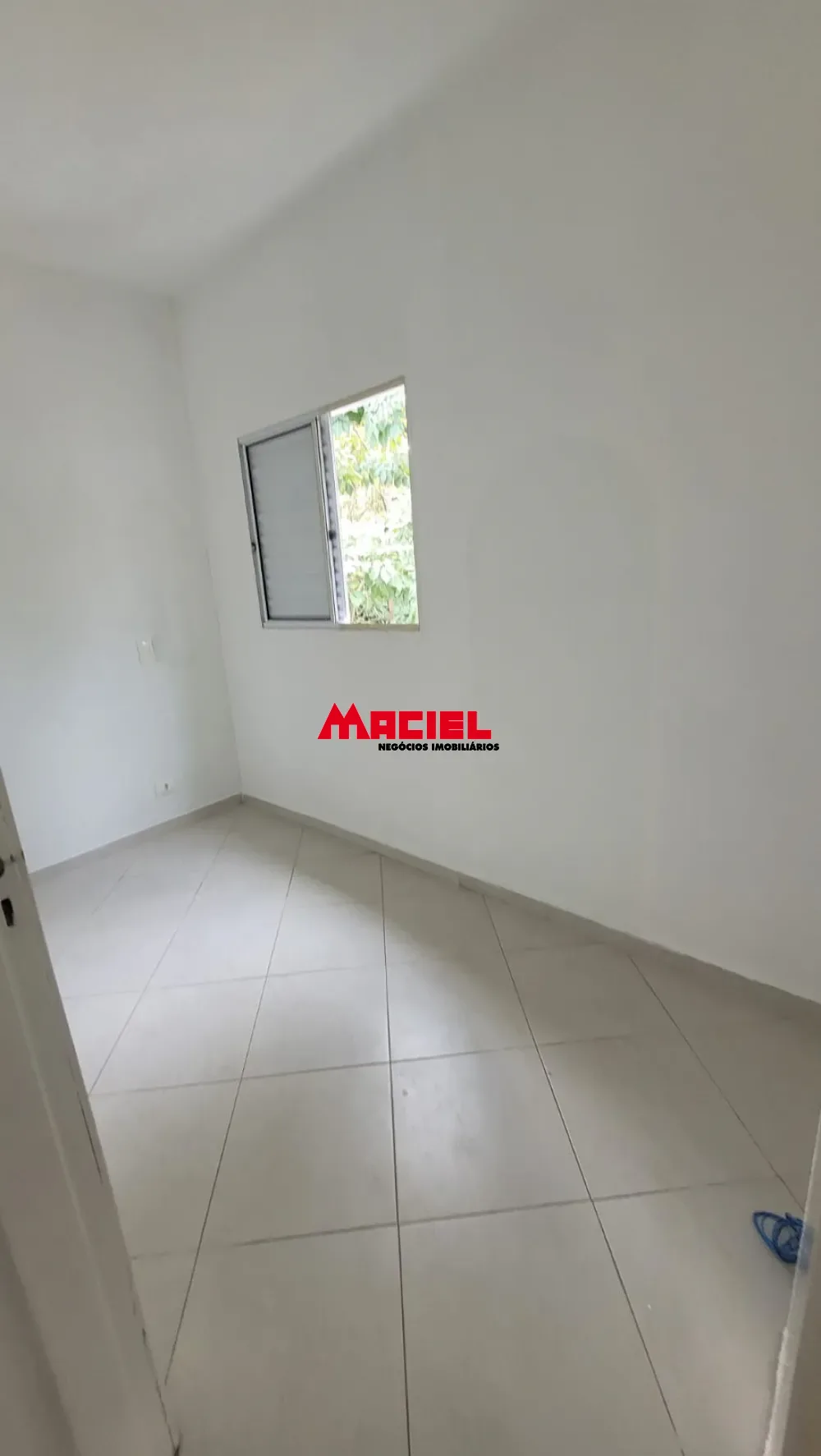Comprar Casa / Sobrado em S&atilde;o Jos&eacute; dos Campos R$ 450.000,00 - Foto 5