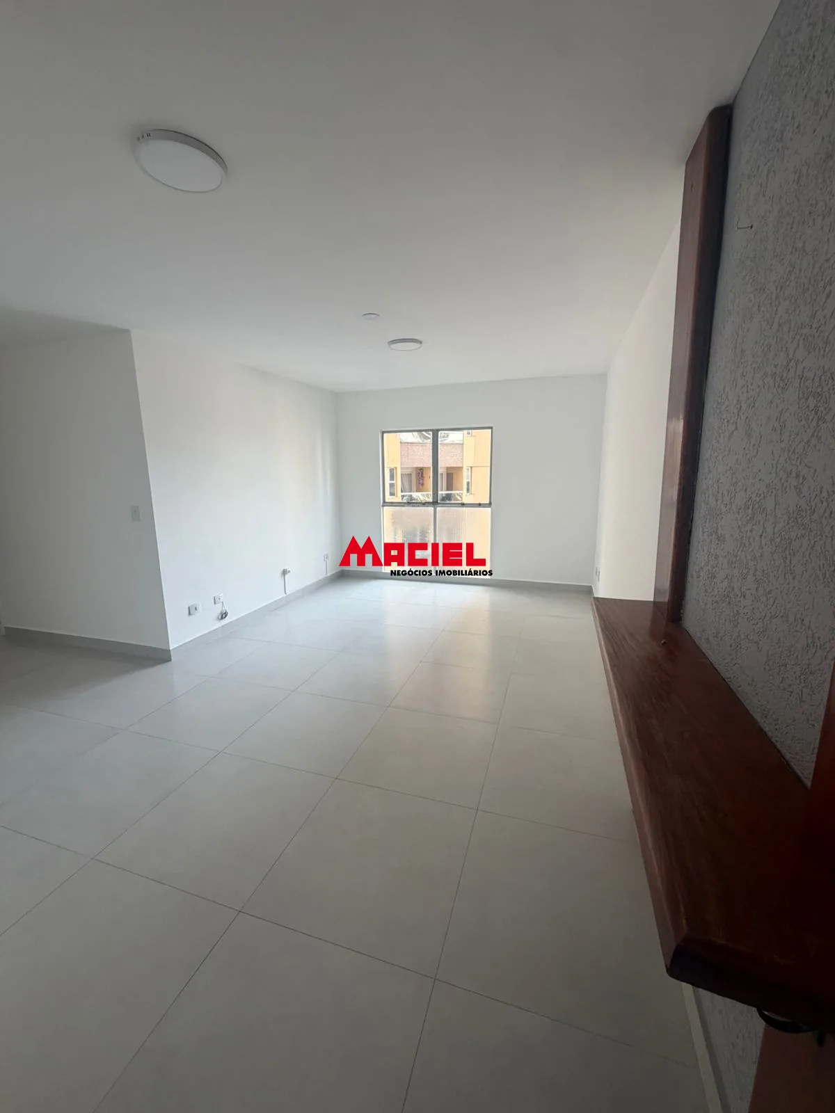 Alugar Apartamento / Padr&atilde;o em S&atilde;o Jos&eacute; dos Campos R$ 2.900,00 - Foto 2