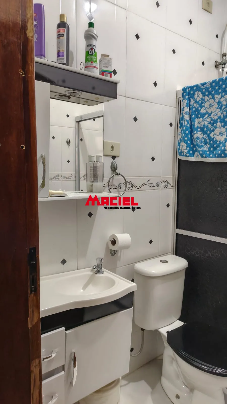 Comprar Casa / Sobrado em S&atilde;o Jos&eacute; dos Campos R$ 700.000,00 - Foto 9