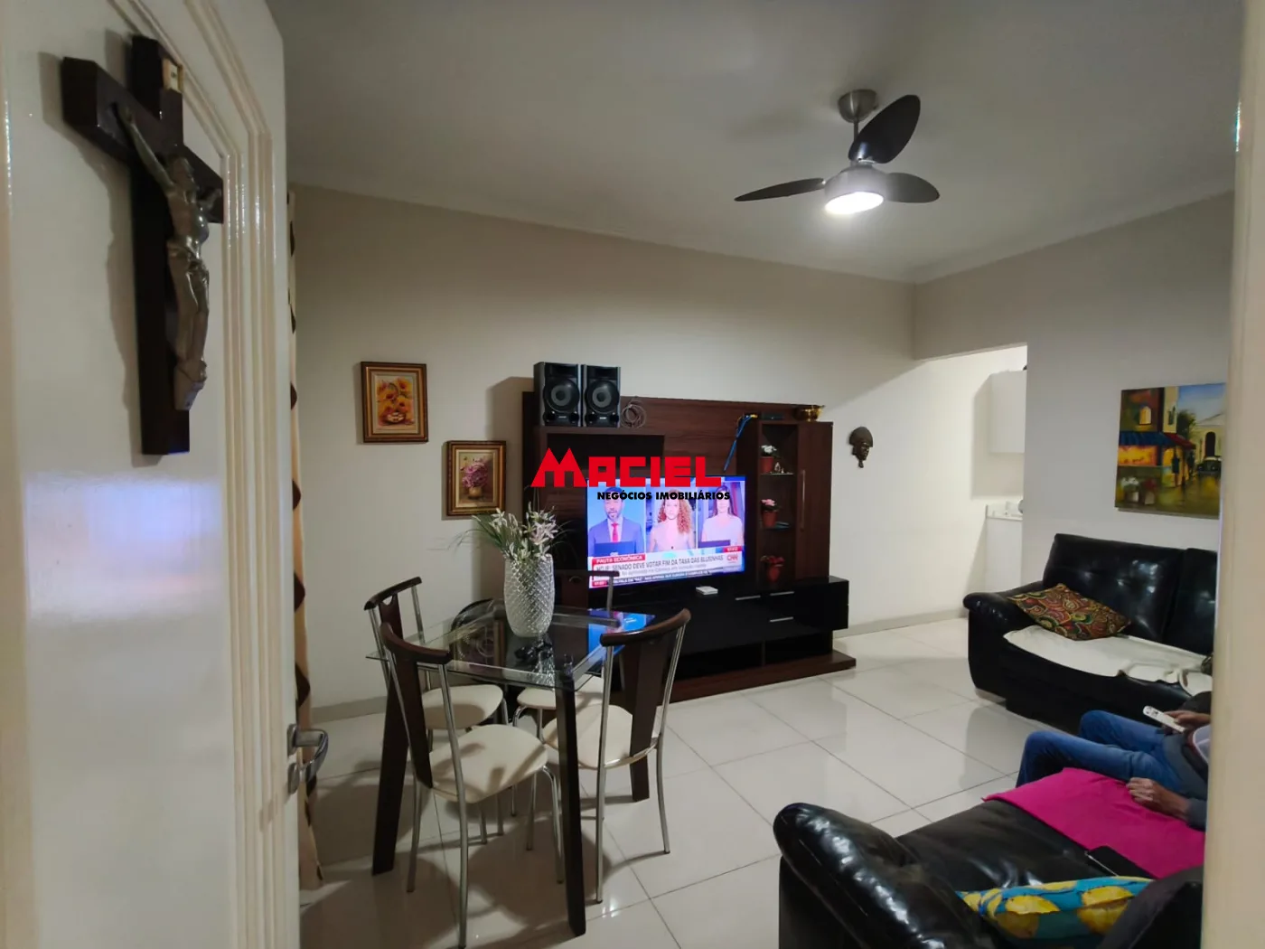 Comprar Casa / Padr&atilde;o em S&atilde;o Jos&eacute; dos Campos R$ 580.000,00 - Foto 3