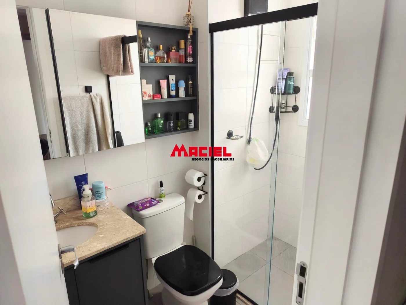 Comprar Apartamento / Padr&atilde;o em S&atilde;o Jos&eacute; dos Campos R$ 750.000,00 - Foto 9