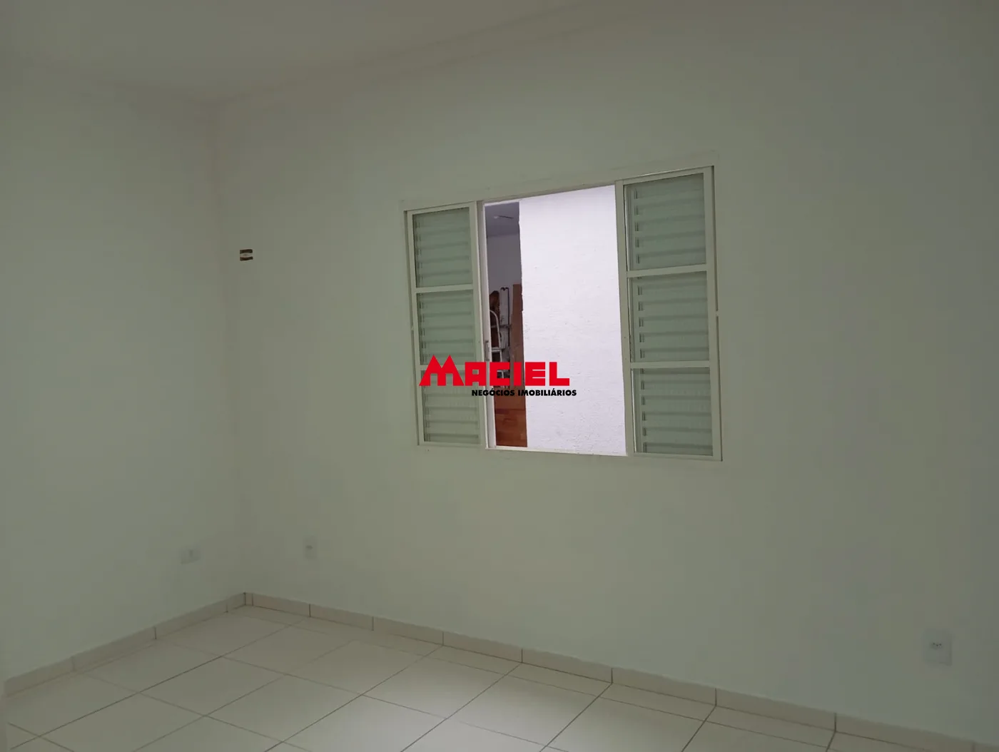 Alugar Casa / Padr&atilde;o em S&atilde;o Jos&eacute; dos Campos R$ 3.000,00 - Foto 12