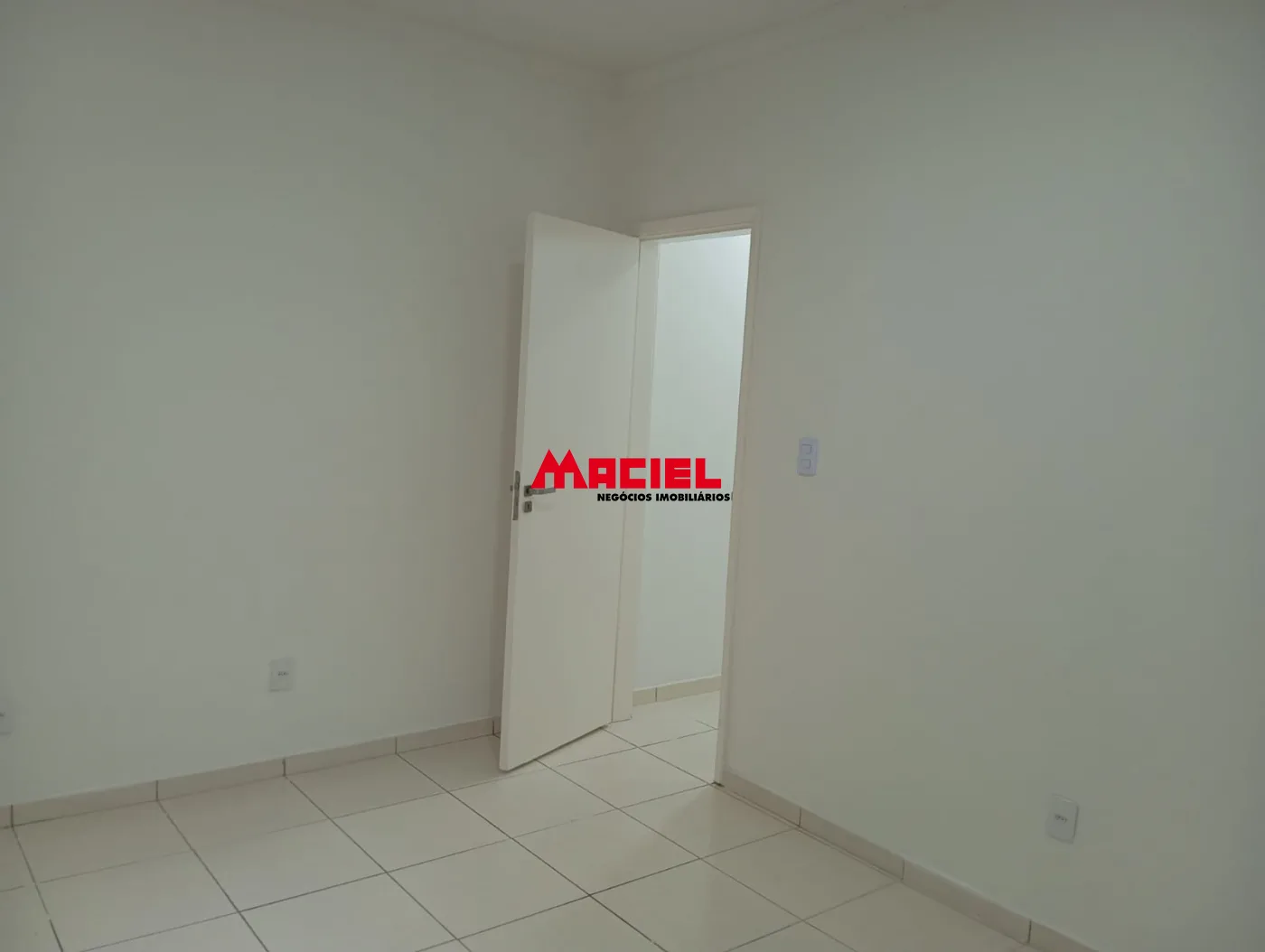 Alugar Casa / Padr&atilde;o em S&atilde;o Jos&eacute; dos Campos R$ 3.000,00 - Foto 13