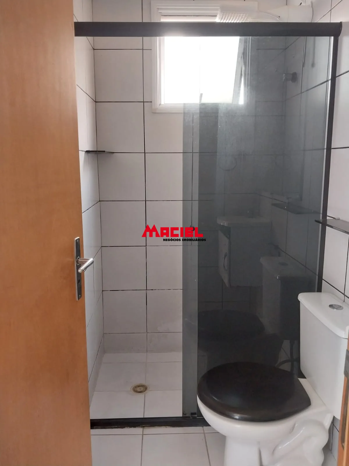 Alugar Apartamento / Padr&atilde;o em S&atilde;o Jos&eacute; dos Campos R$ 1.300,00 - Foto 6