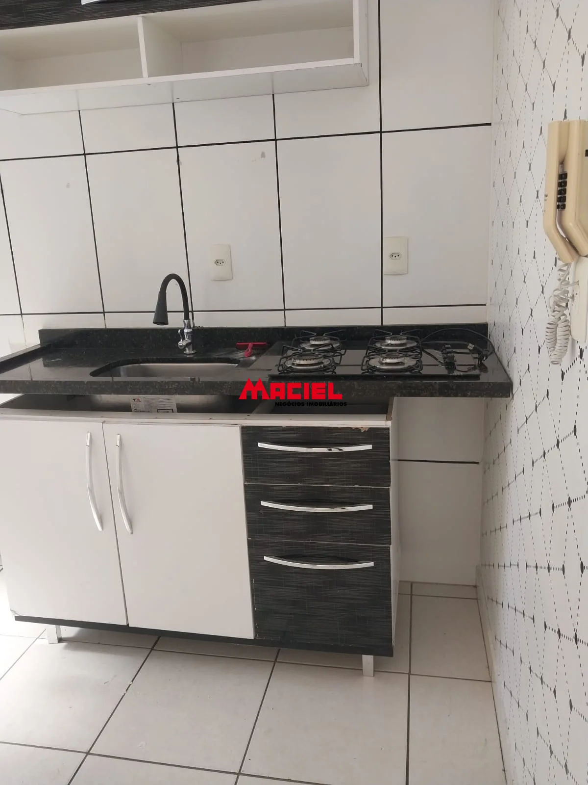 Alugar Apartamento / Padr&atilde;o em S&atilde;o Jos&eacute; dos Campos R$ 1.300,00 - Foto 9