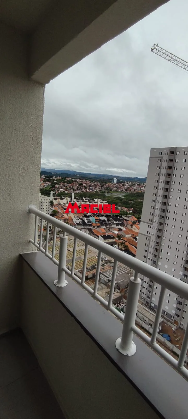 Alugar Apartamento / Padr&atilde;o em S&atilde;o Jos&eacute; dos Campos R$ 2.000,00 - Foto 2