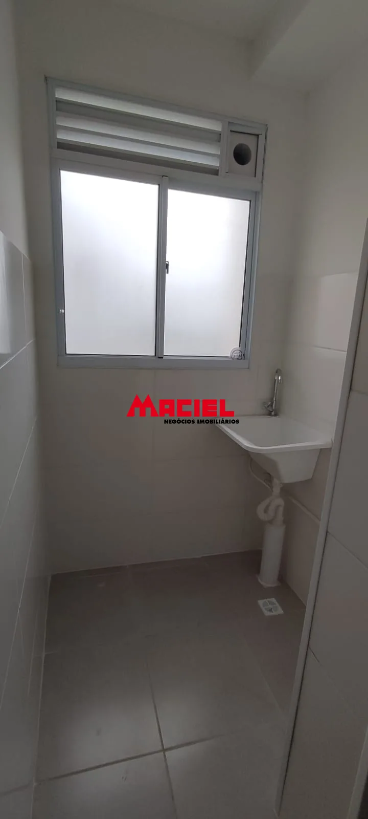 Alugar Apartamento / Padr&atilde;o em S&atilde;o Jos&eacute; dos Campos R$ 2.000,00 - Foto 3