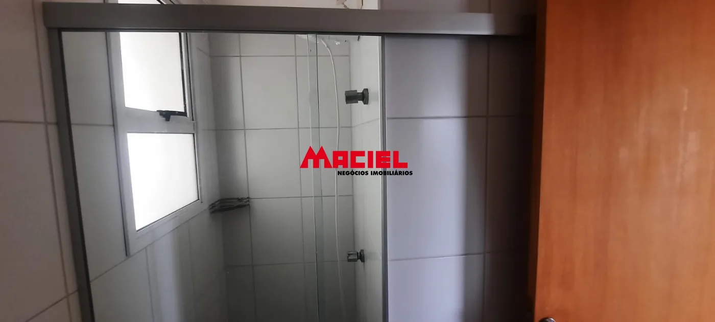 Alugar Apartamento / Padr&atilde;o em S&atilde;o Jos&eacute; dos Campos R$ 3.300,00 - Foto 14