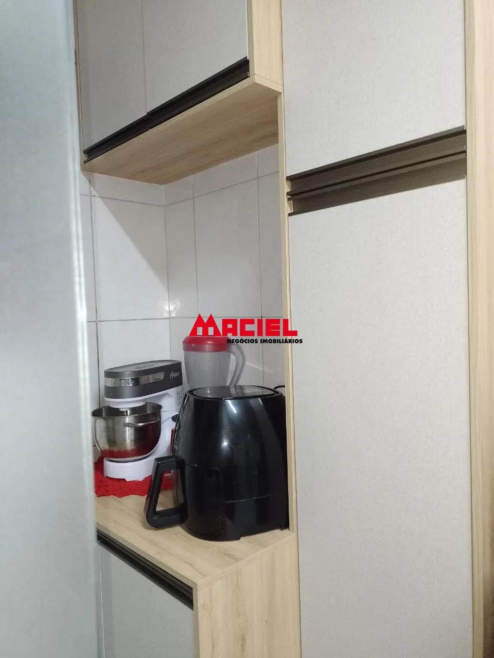 Alugar Apartamento / Padr&atilde;o em S&atilde;o Jos&eacute; dos Campos R$ 2.600,00 - Foto 3