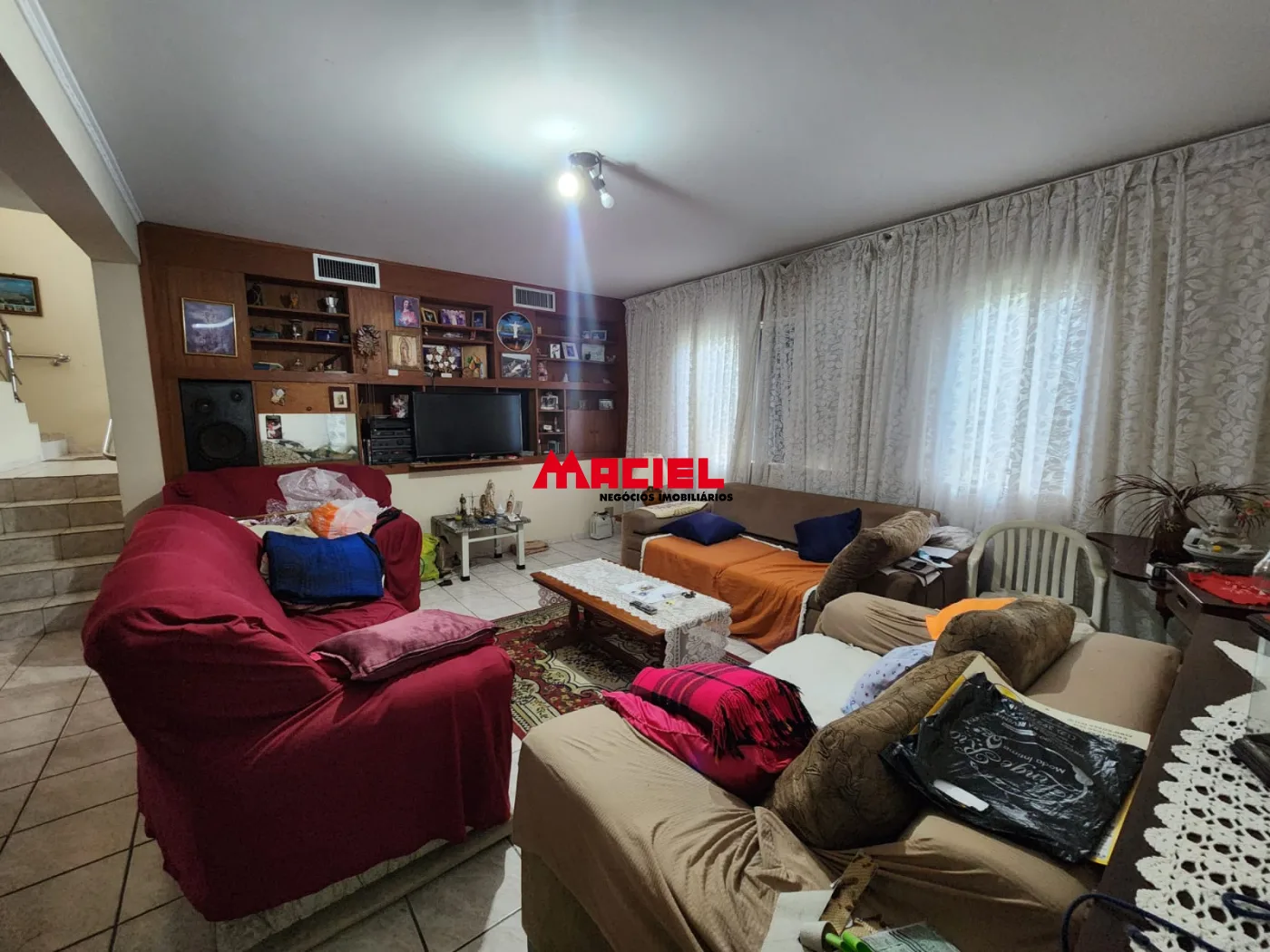 Comprar Casa / Sobrado em S&atilde;o Jos&eacute; dos Campos R$ 1.800.000,00 - Foto 3