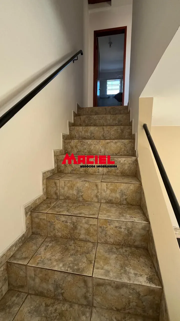 Alugar Casa / Sobrado em S&atilde;o Jos&eacute; dos Campos R$ 2.000,00 - Foto 4