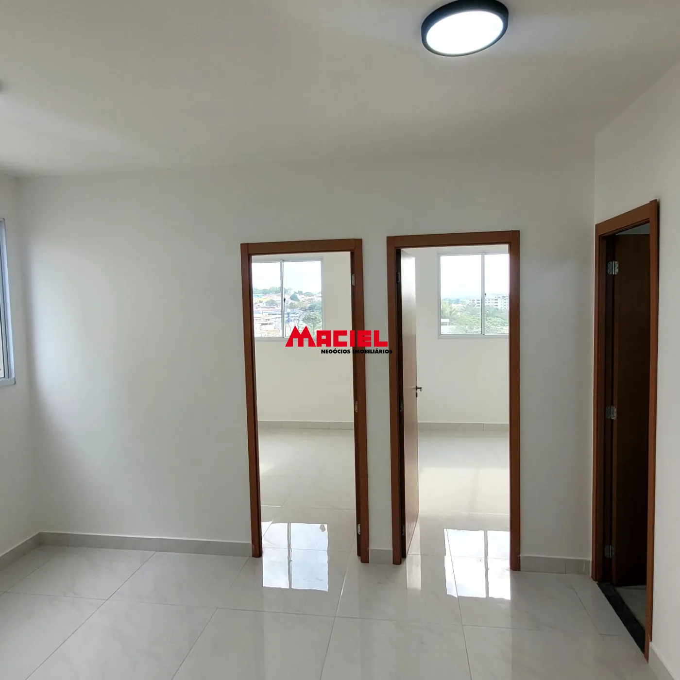 Comprar Apartamento / Padr&atilde;o em S&atilde;o Jos&eacute; dos Campos R$ 290.000,00 - Foto 3