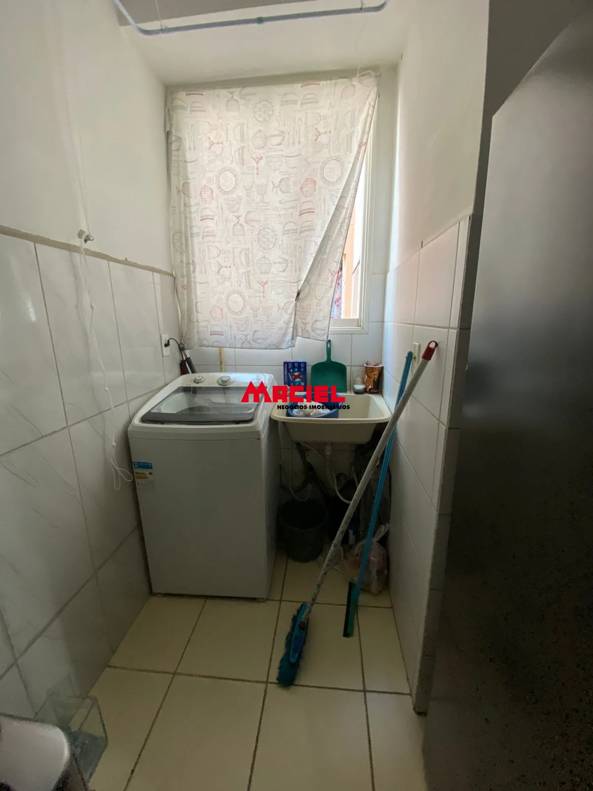 Comprar Casa / Padr&atilde;o em S&atilde;o Jos&eacute; dos Campos R$ 580.000,00 - Foto 1