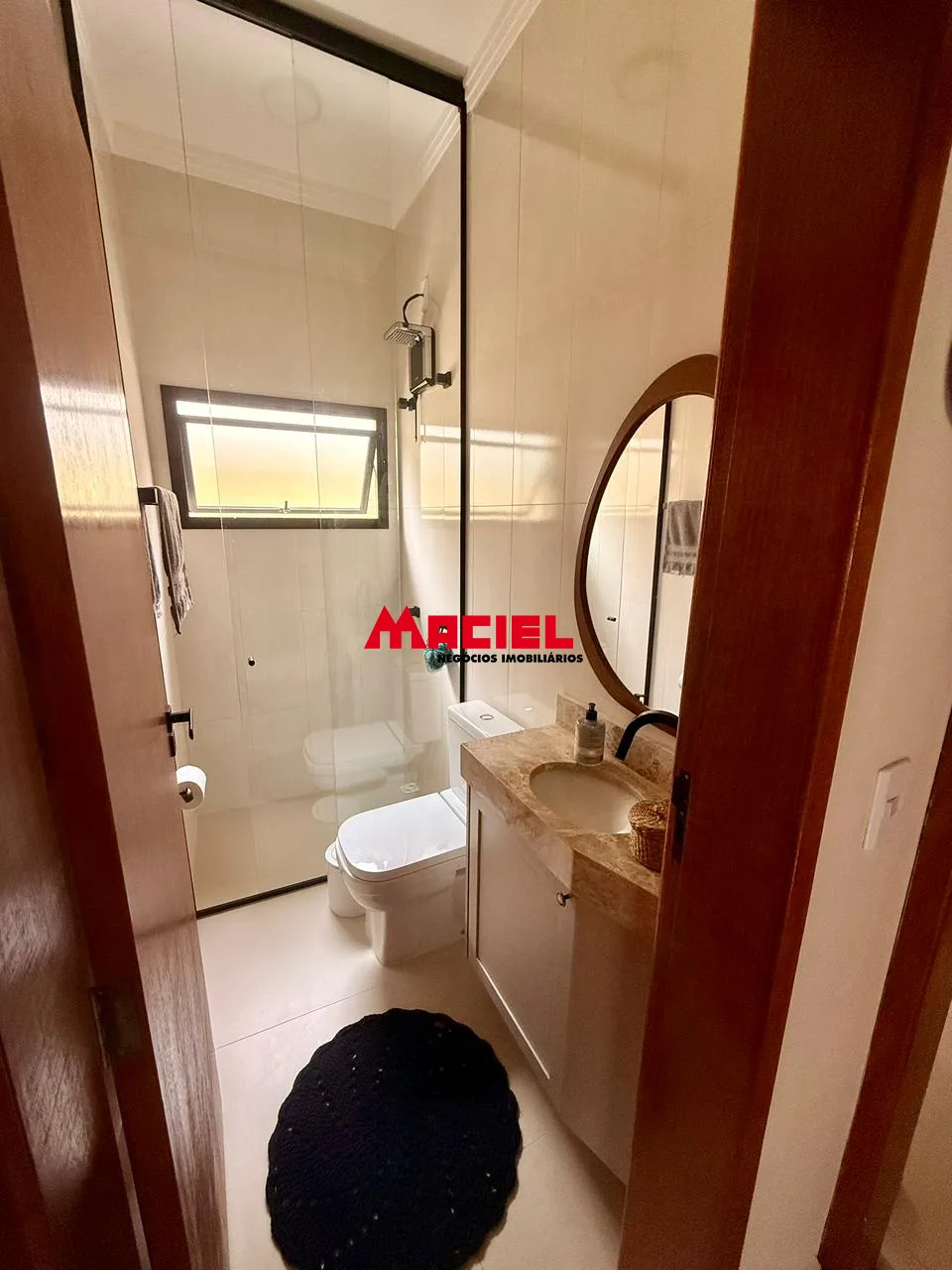 Alugar Casa / Condom&iacute;nio em Ca&ccedil;apava R$ 6.300,00 - Foto 2