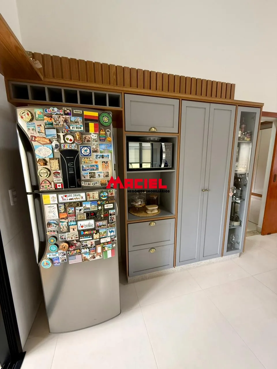 Alugar Casa / Condom&iacute;nio em Ca&ccedil;apava R$ 6.300,00 - Foto 3