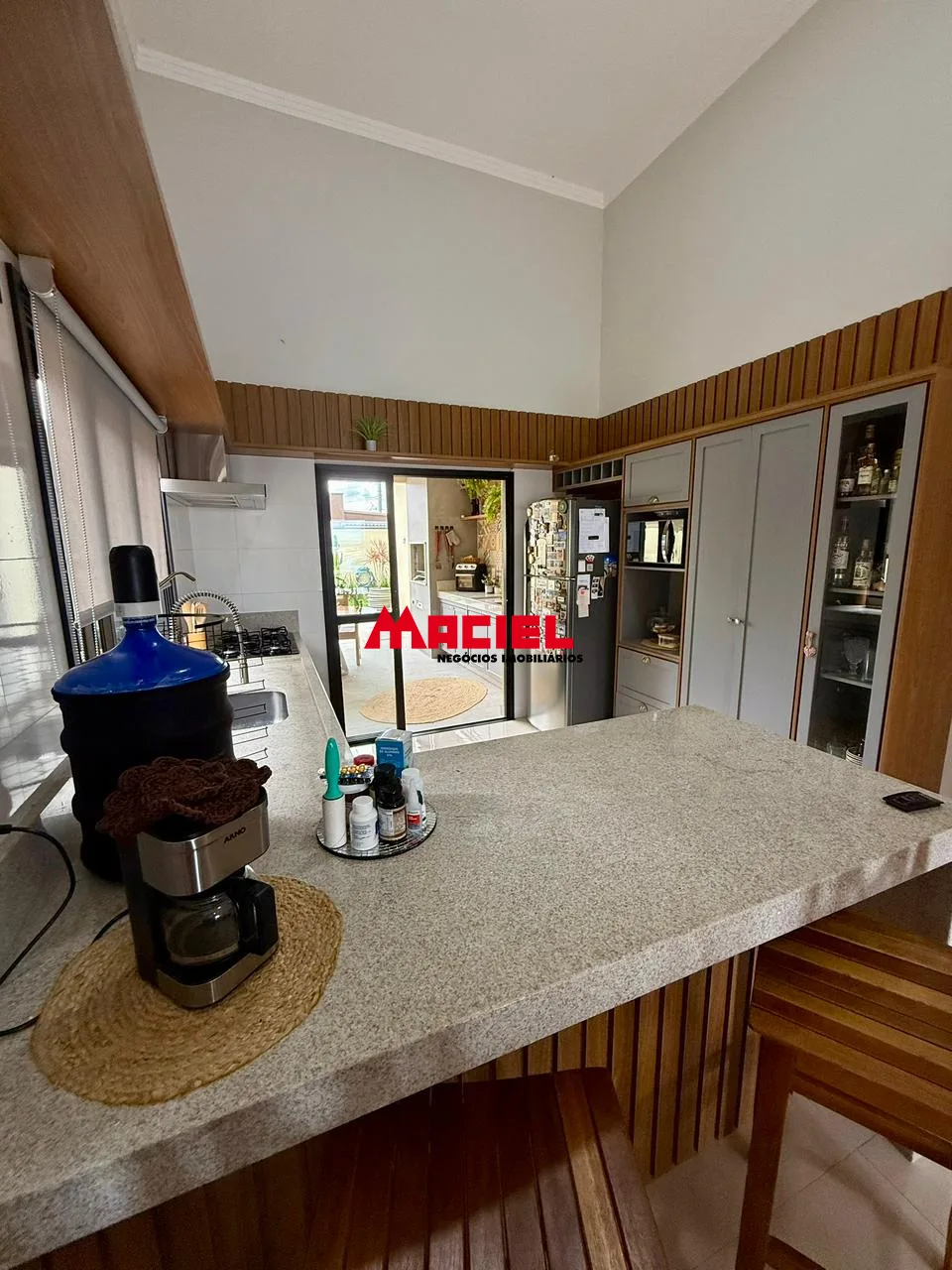 Alugar Casa / Condom&iacute;nio em Ca&ccedil;apava R$ 6.300,00 - Foto 6