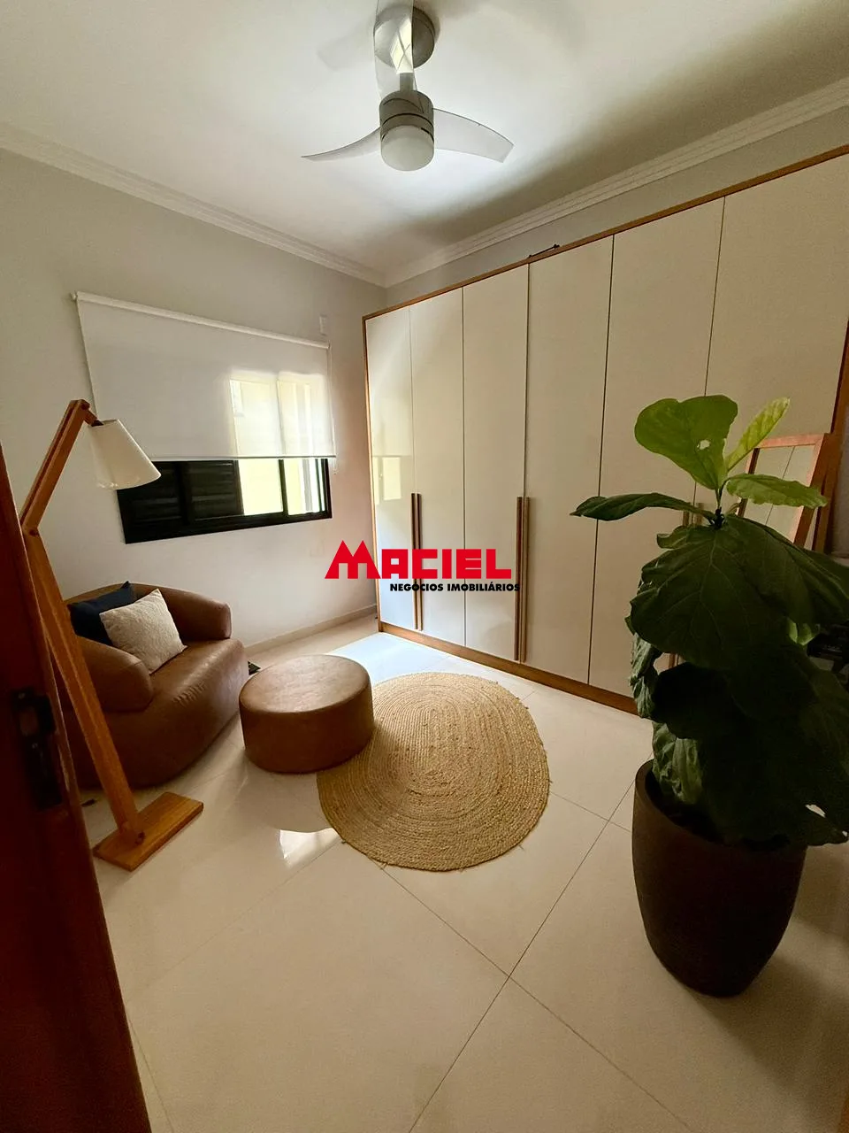 Alugar Casa / Condom&iacute;nio em Ca&ccedil;apava R$ 6.300,00 - Foto 10