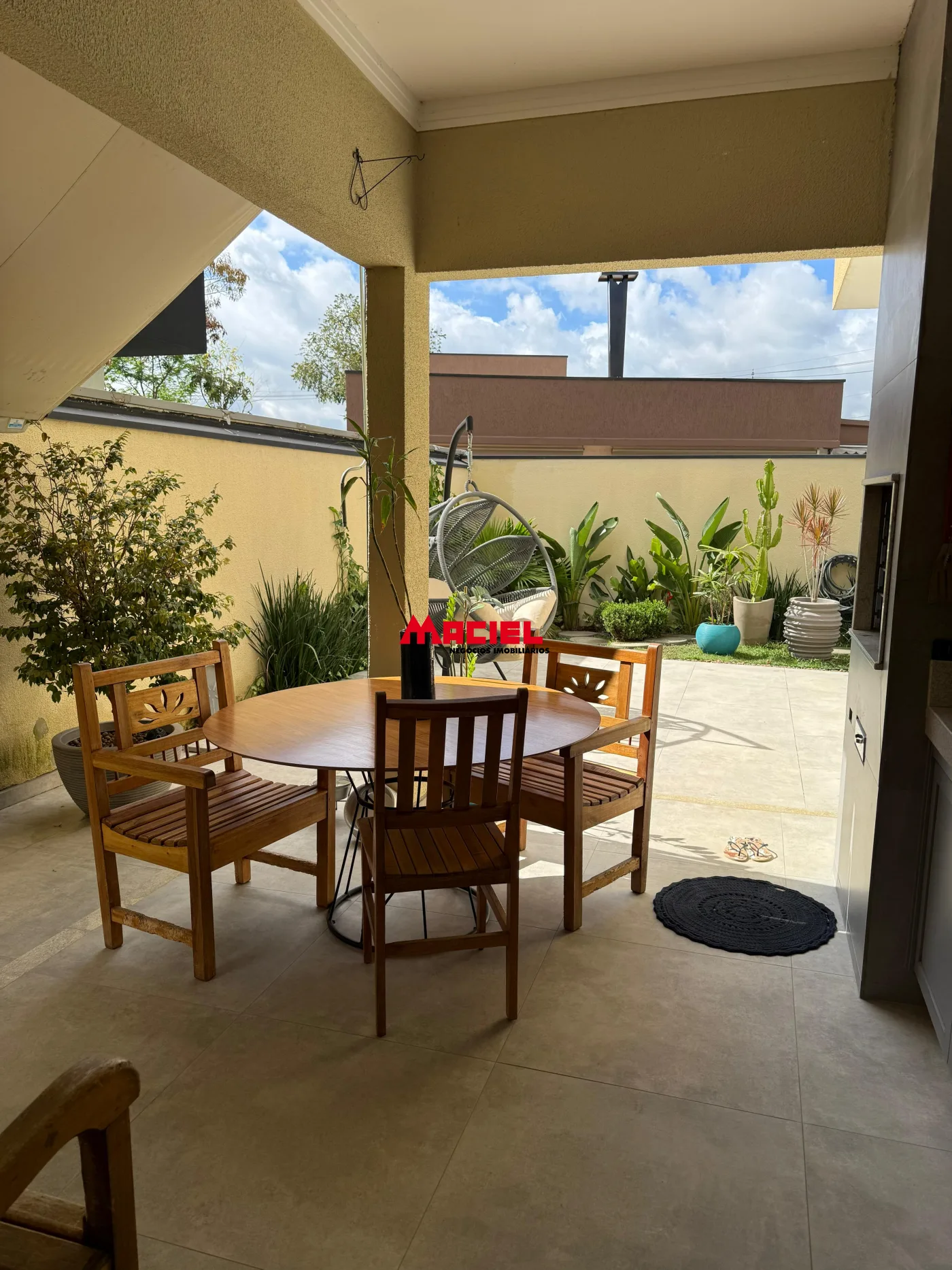 Alugar Casa / Condom&iacute;nio em Ca&ccedil;apava R$ 6.300,00 - Foto 21