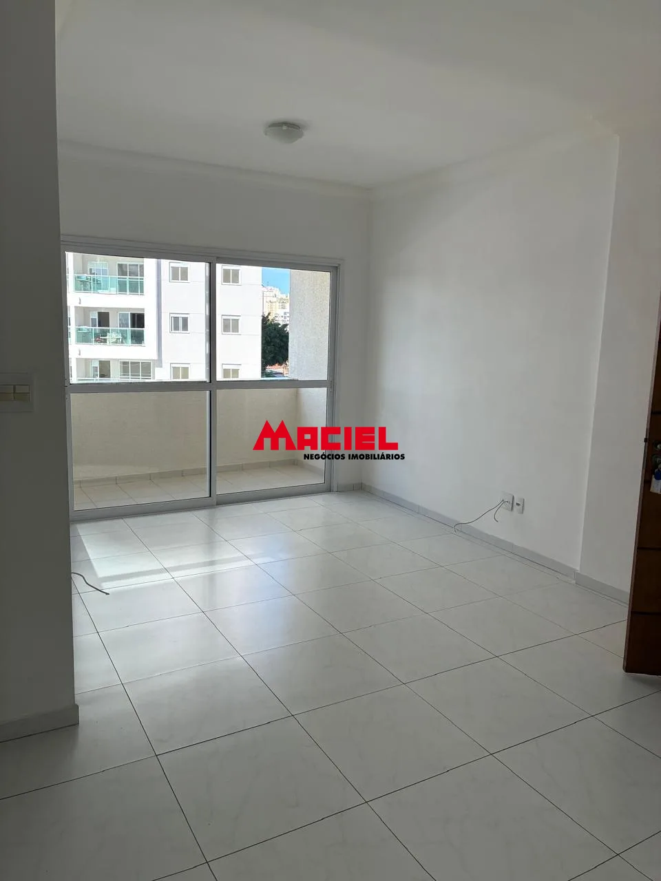 Alugar Apartamento / Padr&atilde;o em Jacare&iacute; R$ 3.500,00 - Foto 1